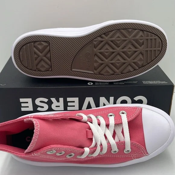 Converse WMNS High-Top Sneakers with Platform Sole A12302C CTAS MOVE HI
SNEAKY P - Picture 3 of 16